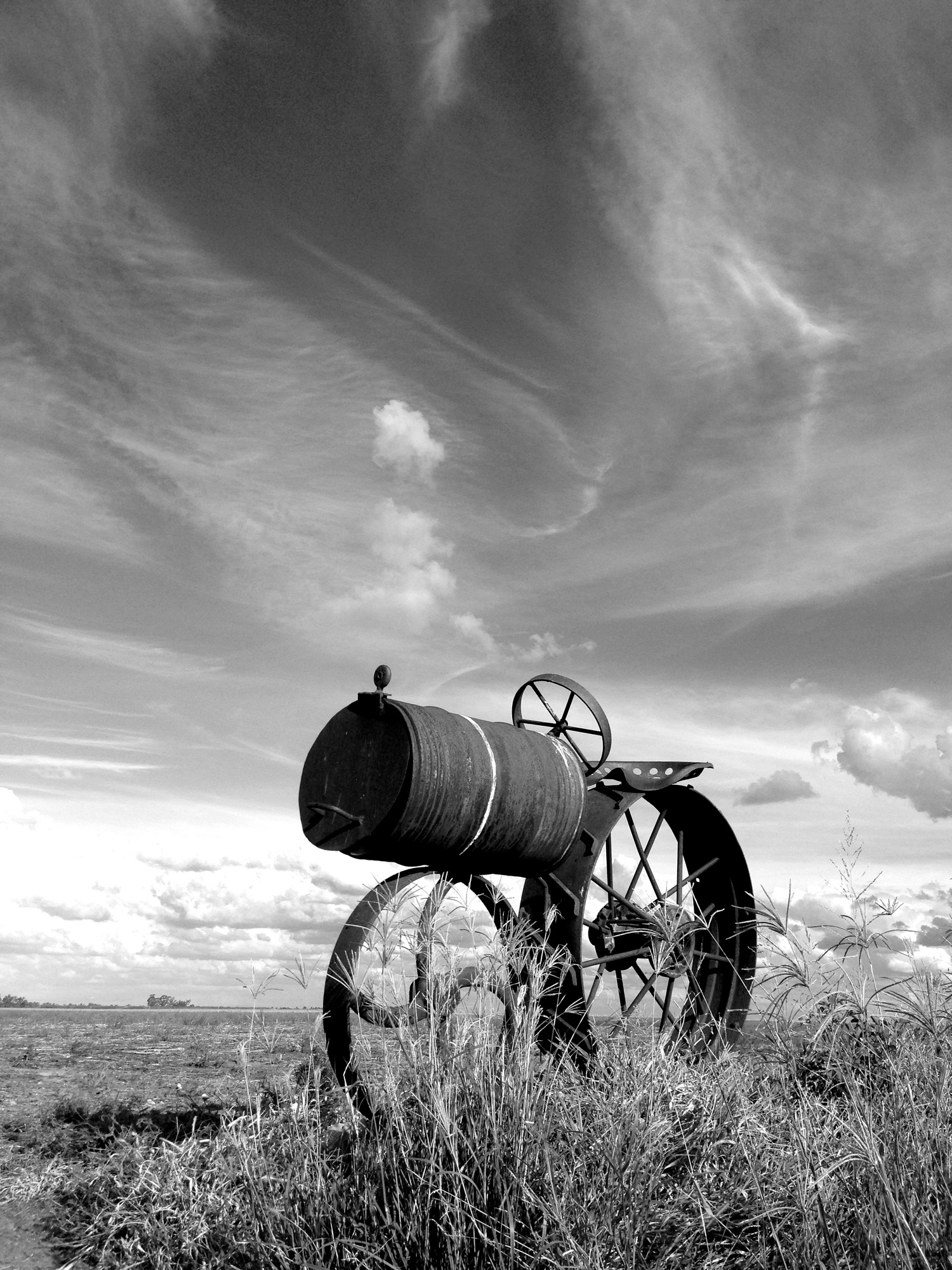 Monochrome photograph 4 of 43